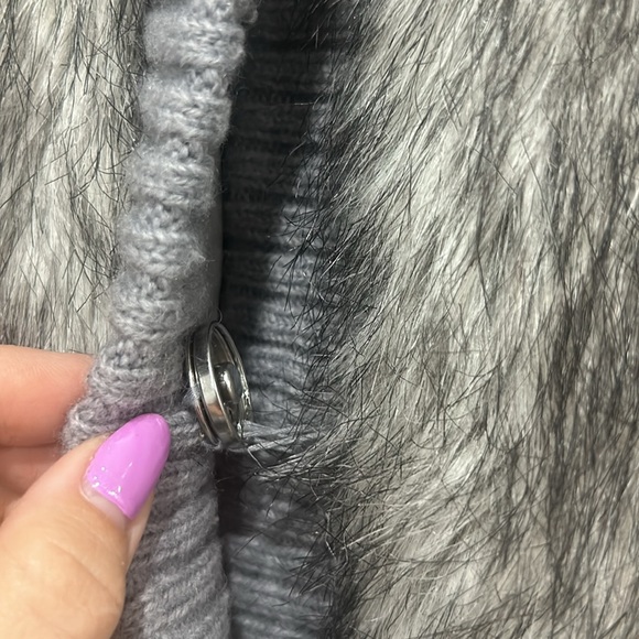 Micheal Kors size small - Picture 2 of 4